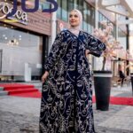 عباية خروج و استقبال بتصميم فريد ومميز