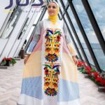 عباية حريمي ملونة بأستايل رقيق