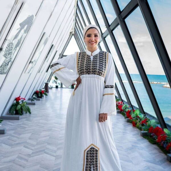 عبايه استقبال قطن مطرزة حرير