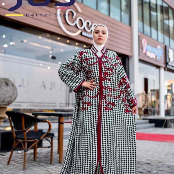 عباية كاجوال بتصميم مميز وفريد